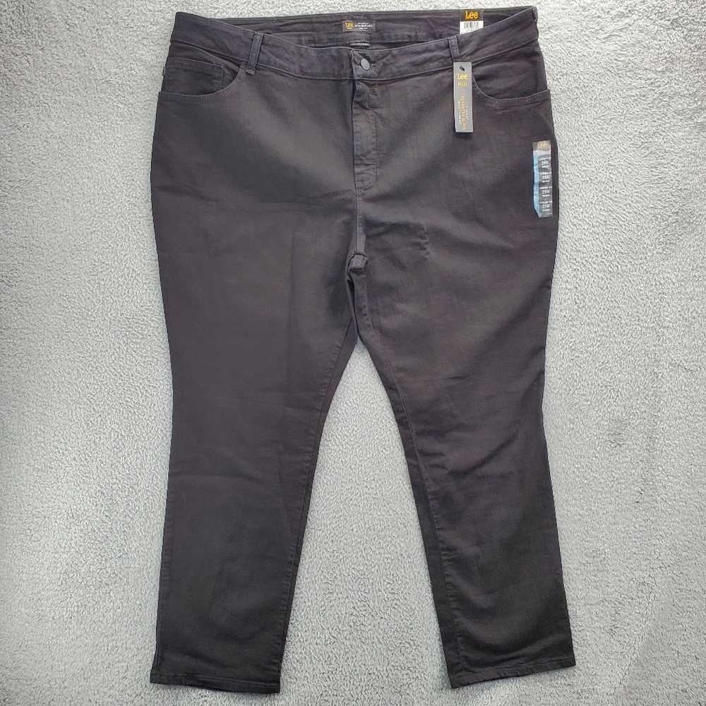 Lee Jeans Plus Relaxed Fit Straight Leg High Rise Womens Size 26W Black NWT
